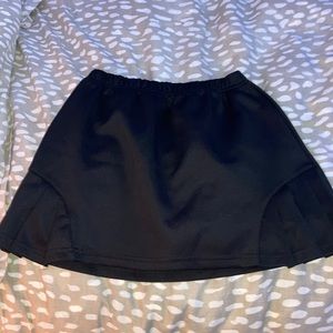 Black halara skirt never worn!